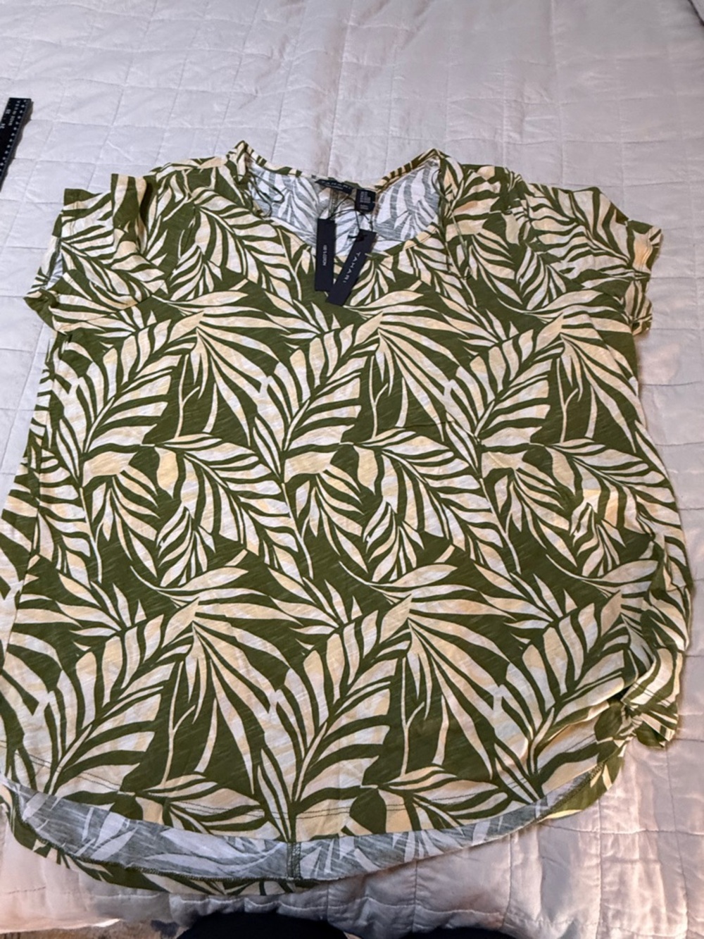 Tahari Tropical Leaf Print 100% Cotton Top